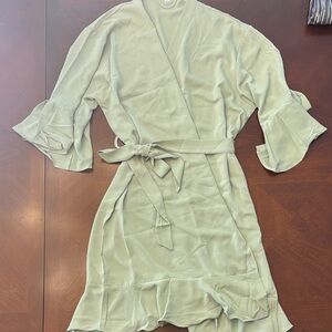 Elegant Mint Green Women's Robe